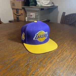 NBA Lakers hat